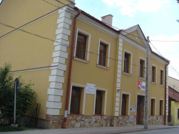 Noclegi Tyczyn Экстерьер фото